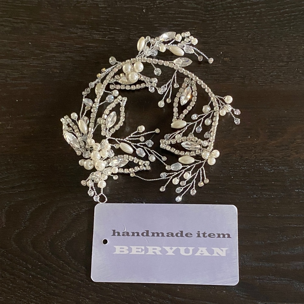 Beryuan Handmade Headpiece